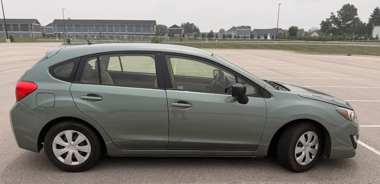 Subaru Impreza Wagon 5dr CVT 2.0i 2015