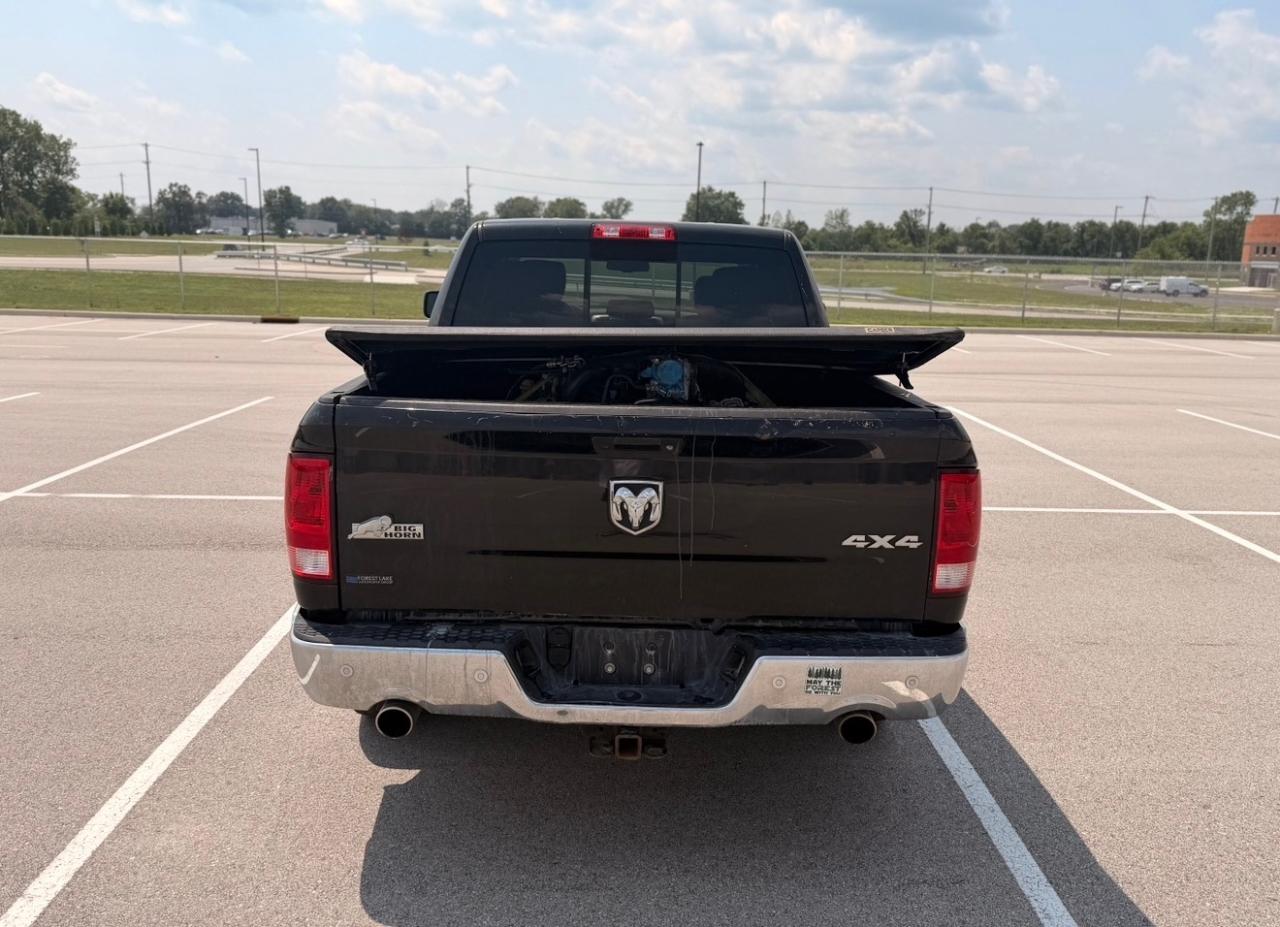 RAM 1500 Big Horn 4x4 Crew Cab 5'7" Box 2017