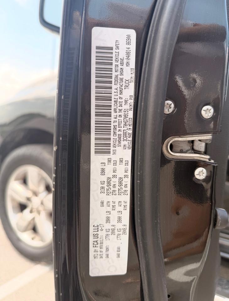 RAM 1500 Big Horn 4x4 Crew Cab 5'7" Box 2017