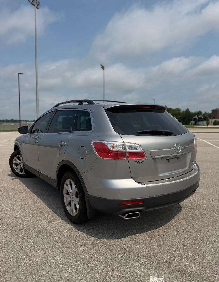 Mazda CX-9 FWD 4dr Touring 2011