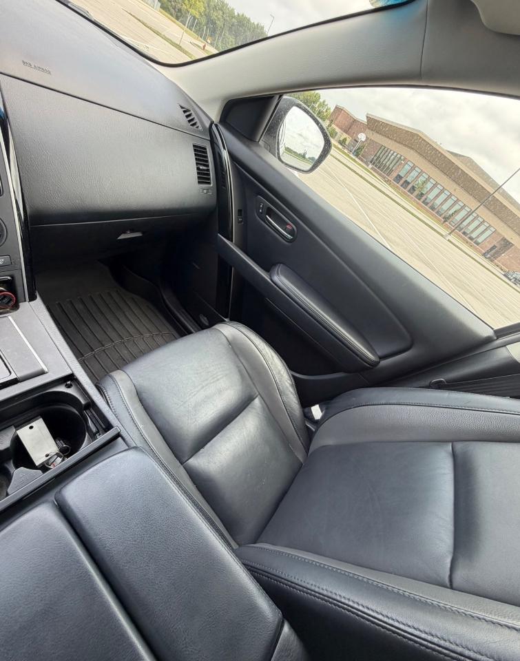 Mazda CX-9 FWD 4dr Touring 2011