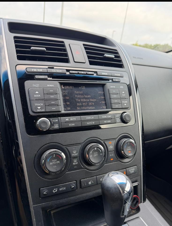Mazda CX-9 FWD 4dr Touring 2011