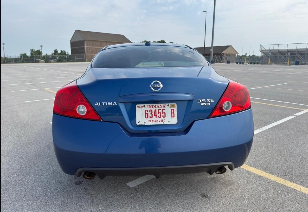 Nissan Altima 2dr Cpe V6 CVT 3.5 SE 2008