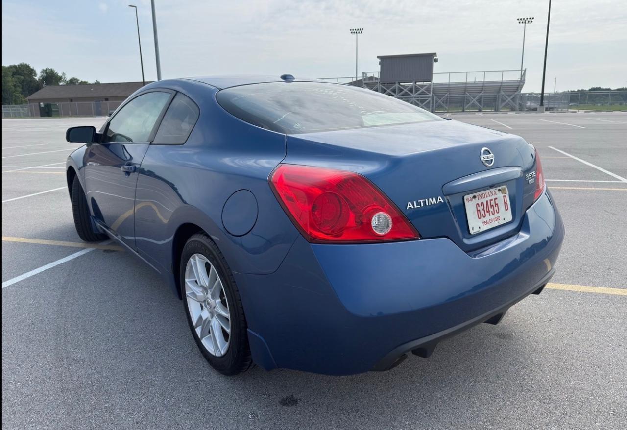 Nissan Altima 2dr Cpe V6 CVT 3.5 SE 2008