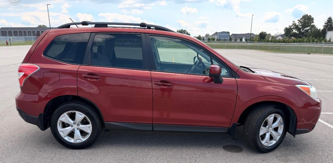 Subaru Forester 4dr CVT 2.5i Premium PZEV 2015