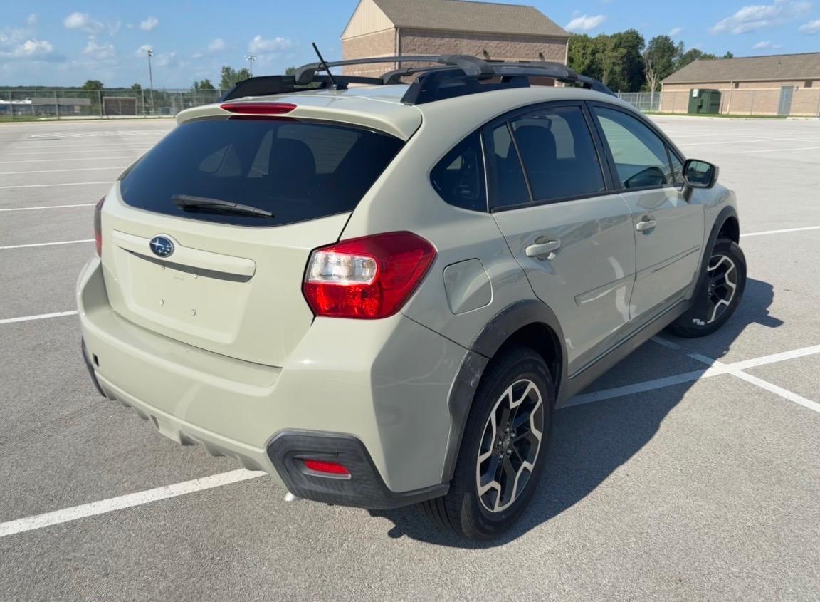 Subaru Crosstrek 2.0i Premium Manual 2017