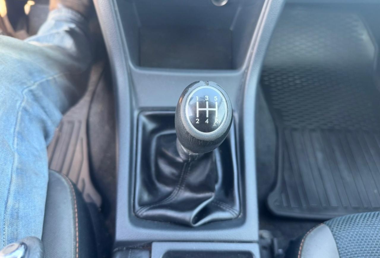 Subaru Crosstrek 2.0i Premium Manual 2017