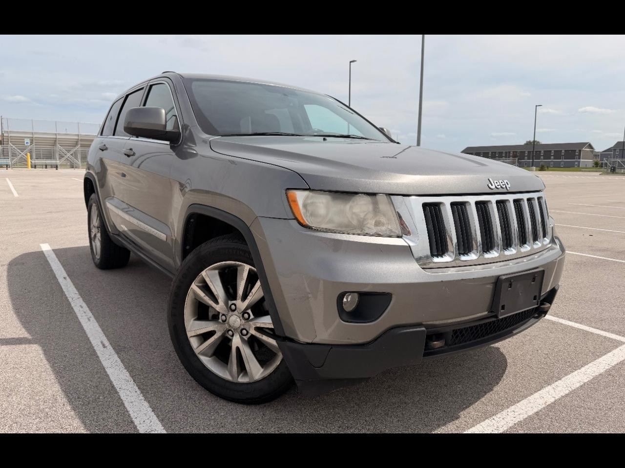 2013 Jeep Grand Cherokee 4WD 4dr Laredo