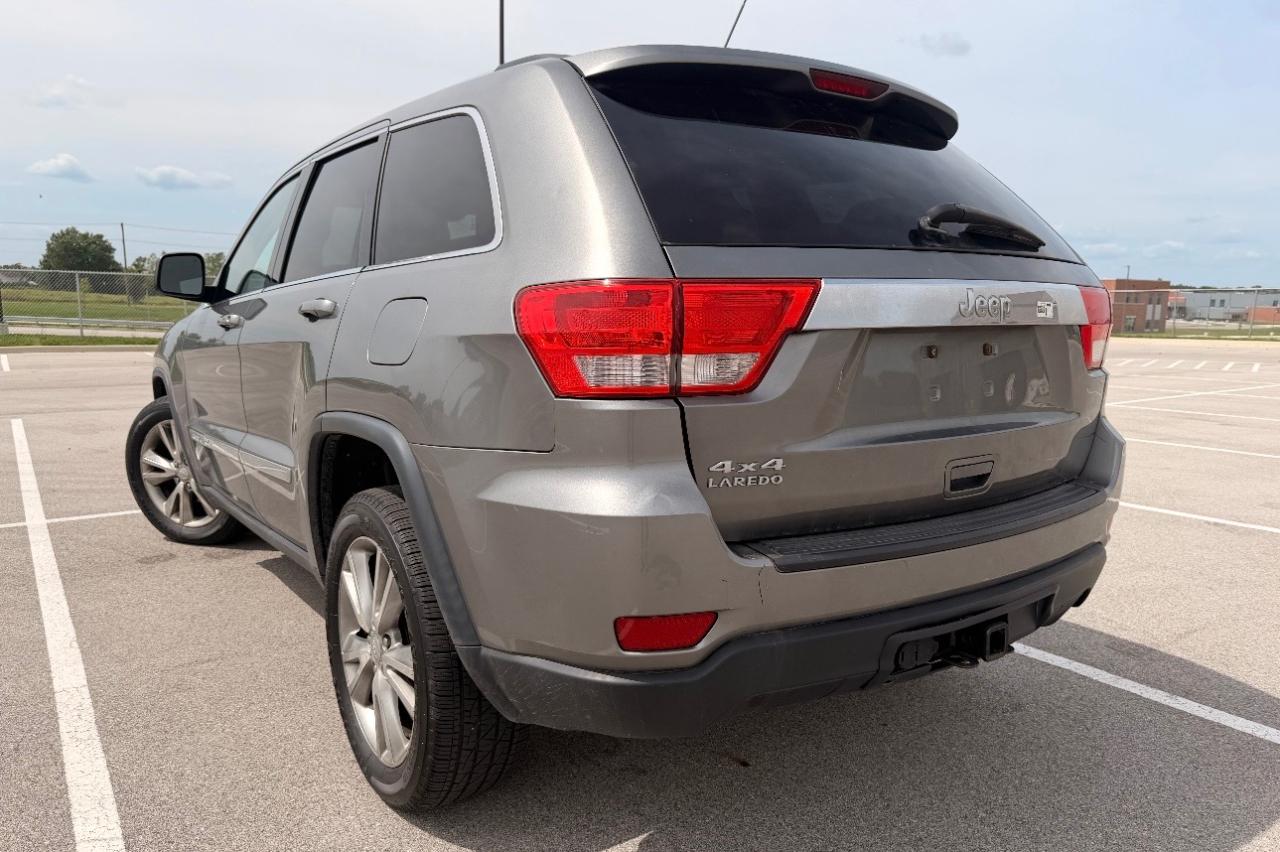 Jeep Grand Cherokee 4WD 4dr Laredo 2013