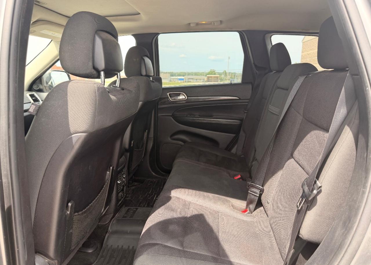 Jeep Grand Cherokee 4WD 4dr Laredo 2013