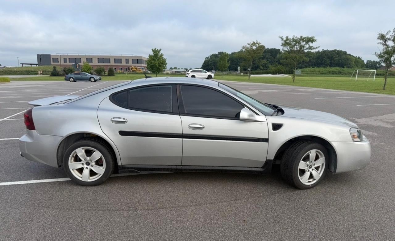 Pontiac Grand Prix 4dr Sdn GXP 2007