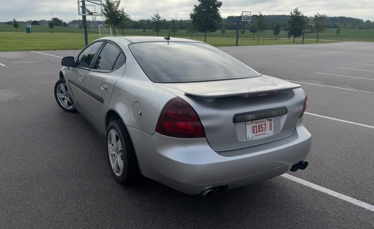 Pontiac Grand Prix 4dr Sdn GXP 2007