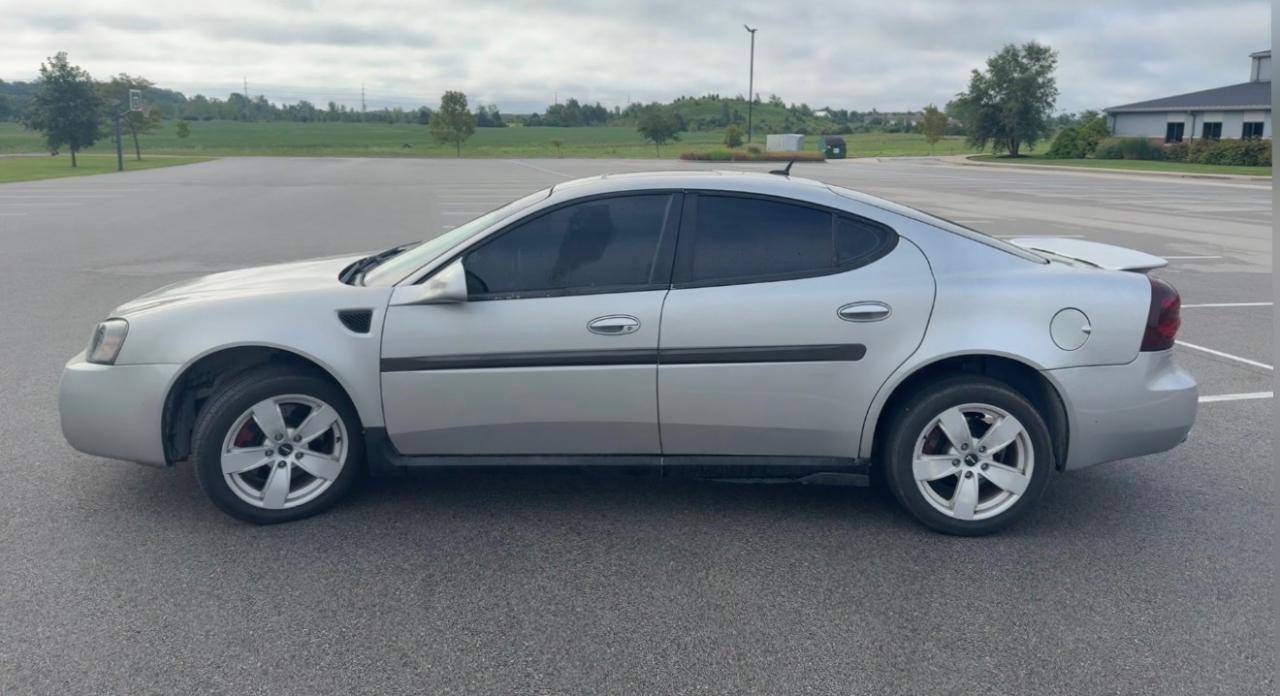 Pontiac Grand Prix 4dr Sdn GXP 2007
