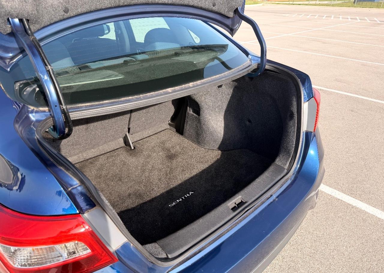Nissan Sentra SR CVT 2019