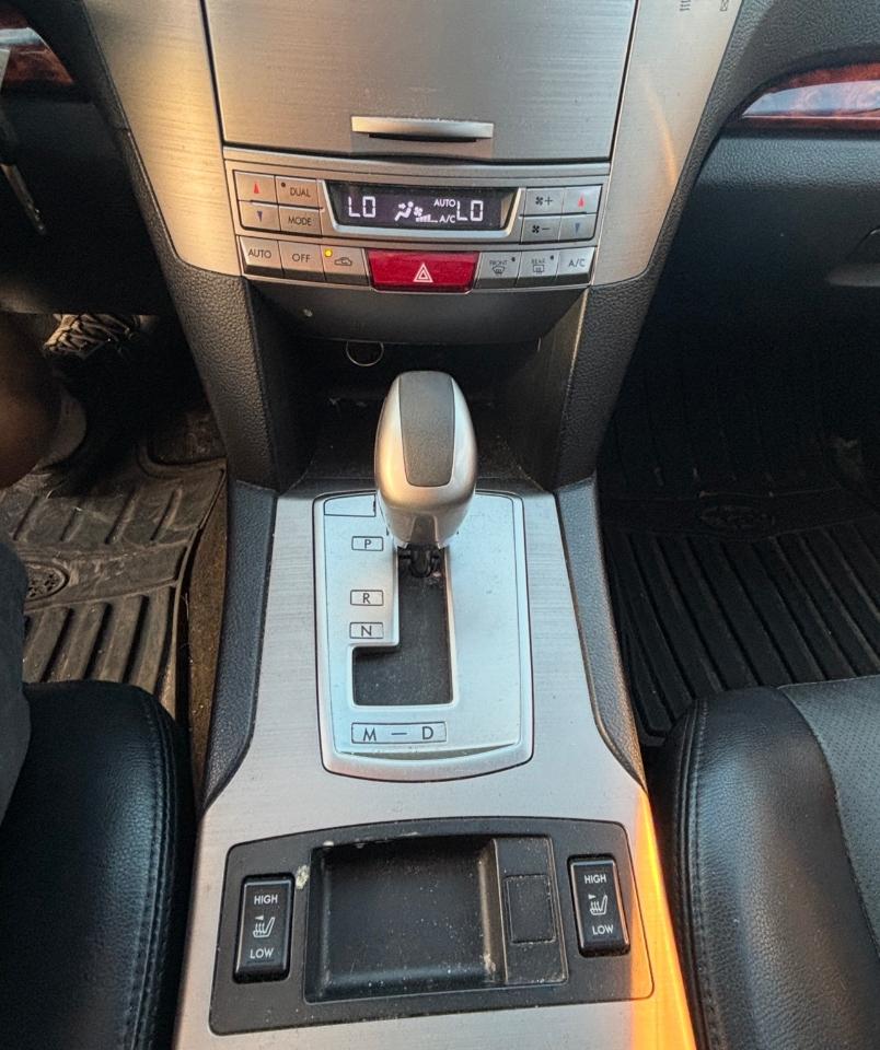 Subaru Outback 4dr Wgn H6 Auto 3.6R Limited Pwr Moon 2011