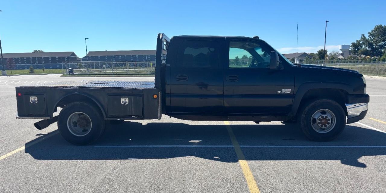 Chevrolet Silverado 3500 Crew Cab 167" WB 4WD SRW LS 2005