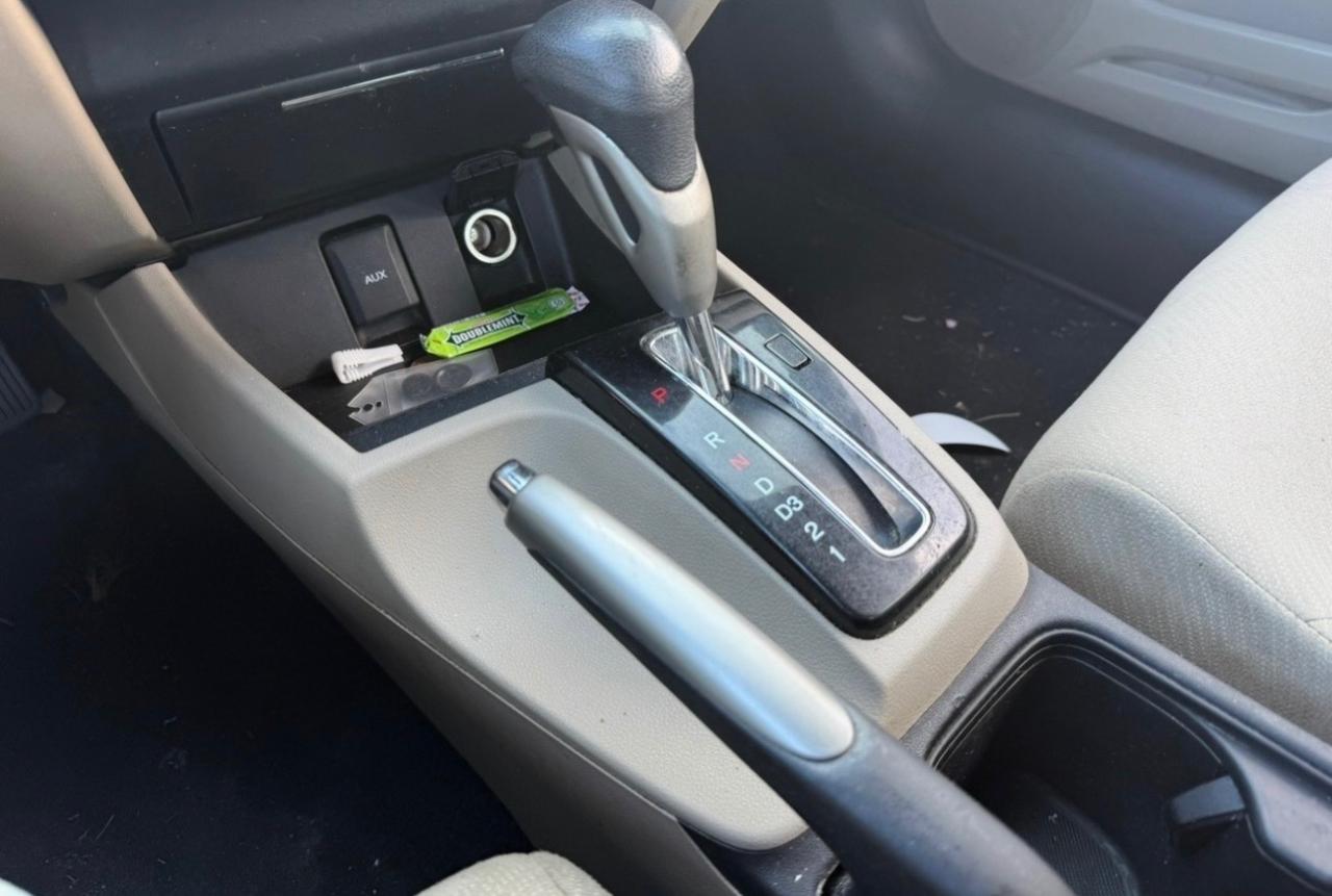 Honda Civic Sdn 4dr Auto LX 2013