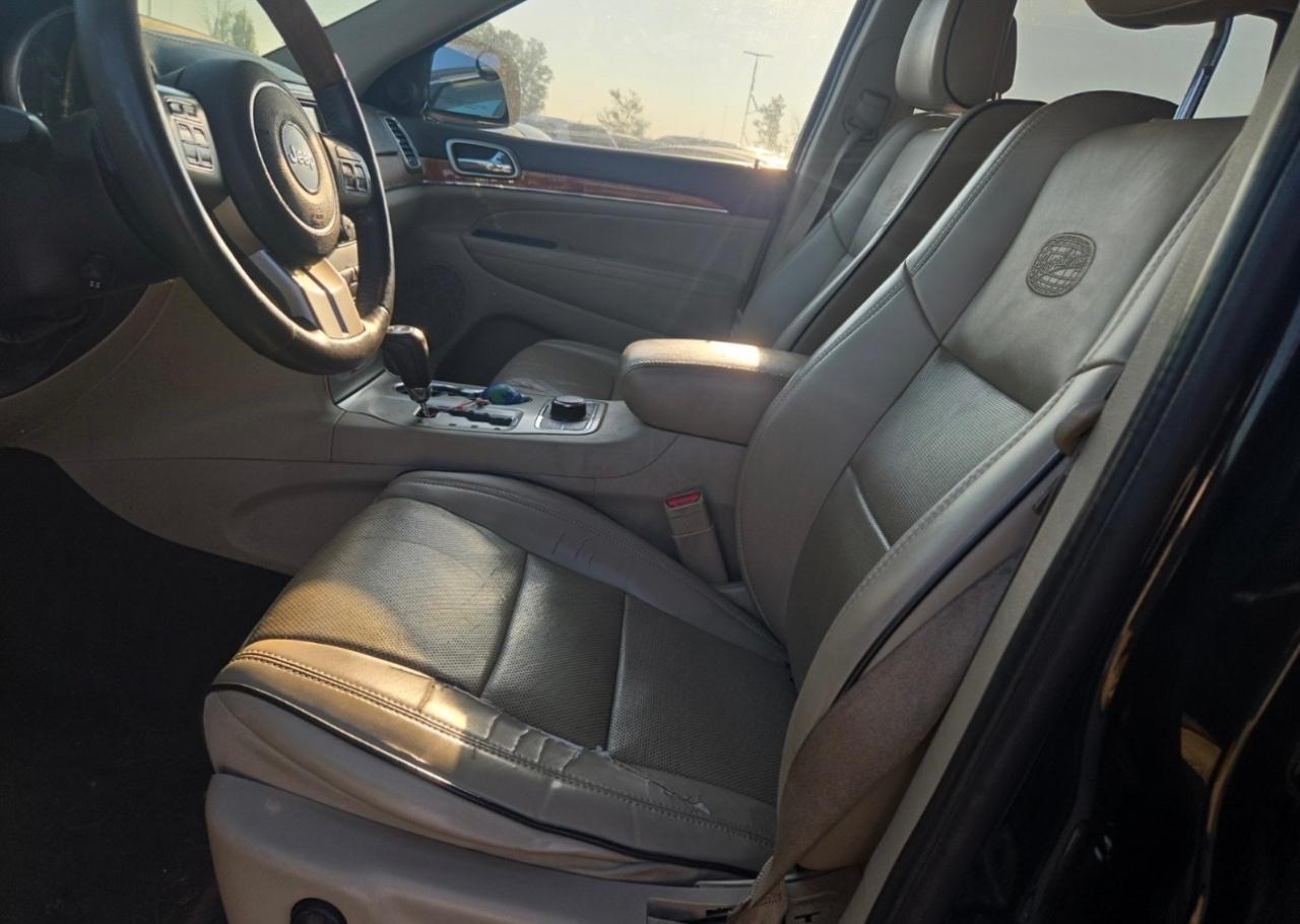 Jeep Grand Cherokee 4WD 4dr Overland 2011