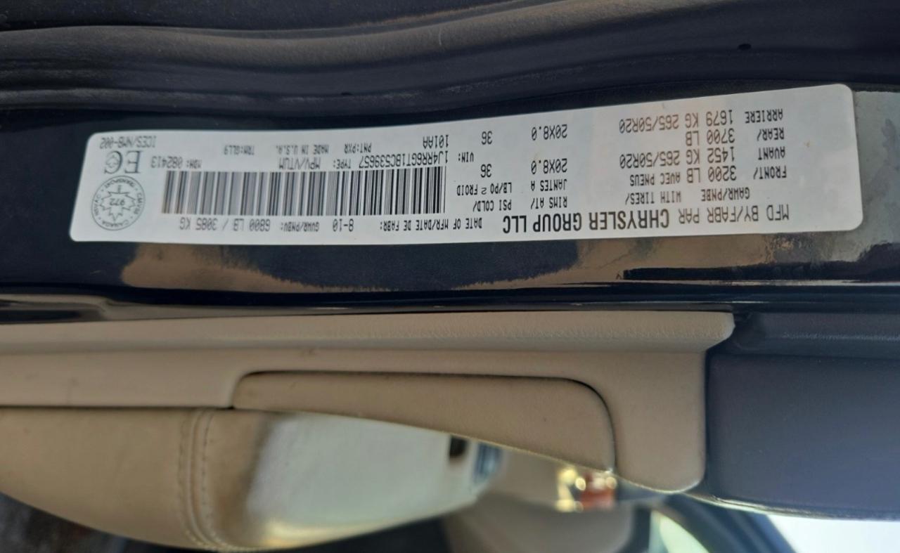 Jeep Grand Cherokee 4WD 4dr Overland 2011