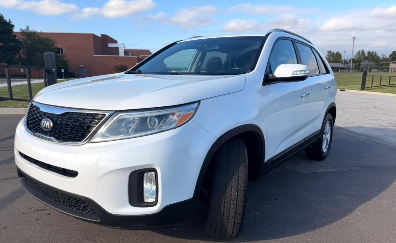 Kia Sorento 2WD 4dr I4 LX 2015