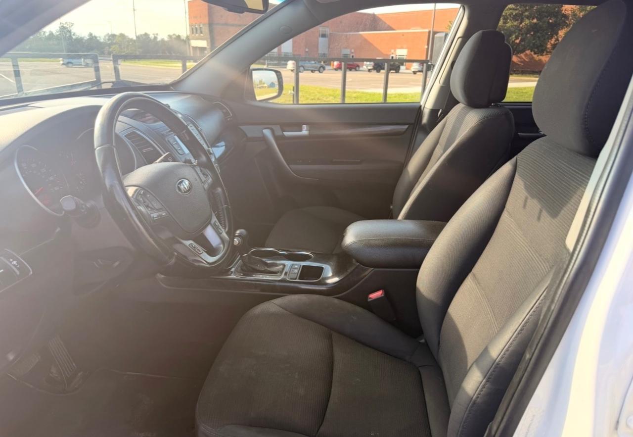 Kia Sorento 2WD 4dr I4 LX 2015