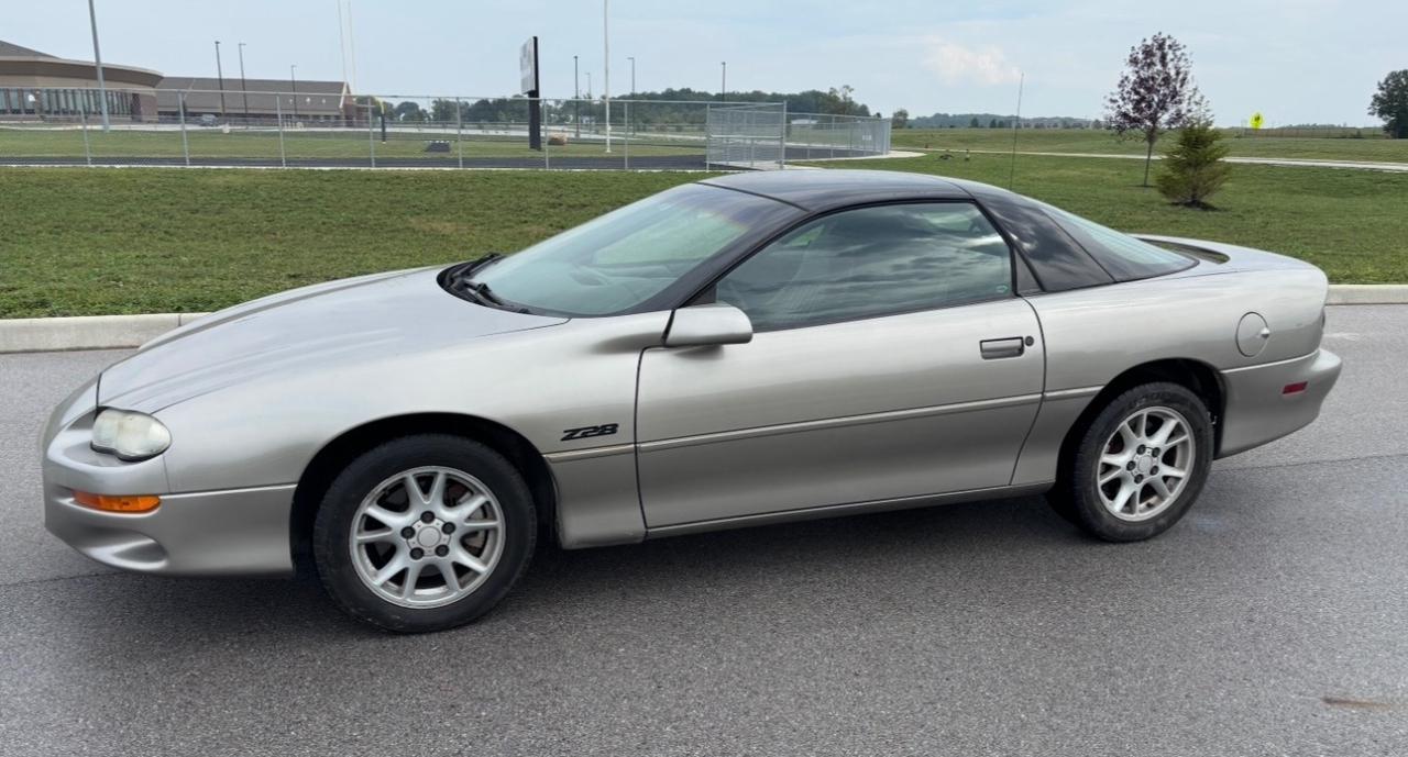 Chevrolet Camaro 2dr Cpe Z28 2002