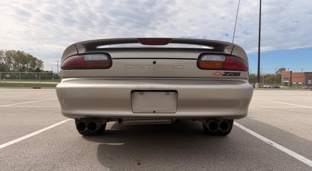 Chevrolet Camaro 2dr Cpe Z28 2002