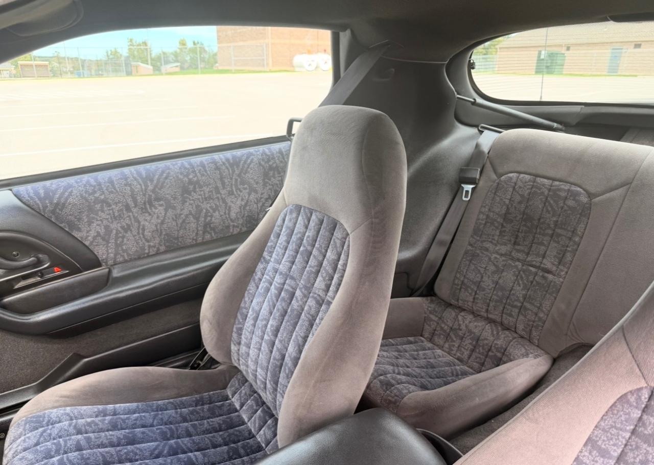 Chevrolet Camaro 2dr Cpe Z28 2002