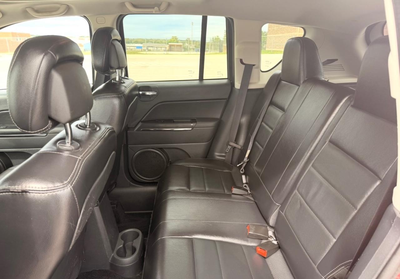 Jeep Compass 4WD 4dr Limited 2012