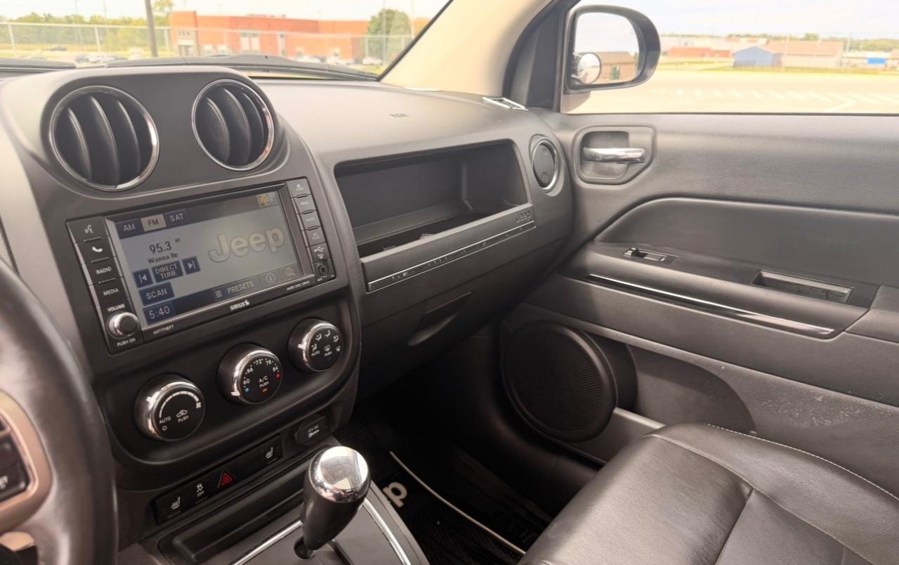 Jeep Compass 4WD 4dr Limited 2012