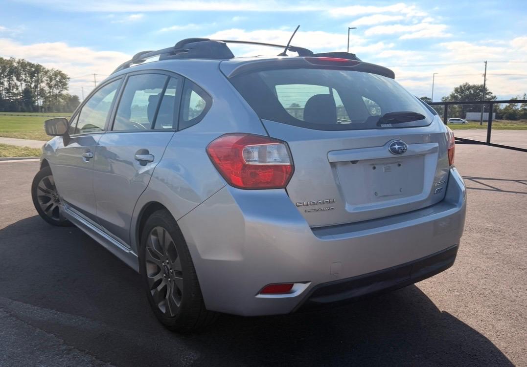 Subaru Impreza Wagon 5dr CVT 2.0i Sport Premium 2015
