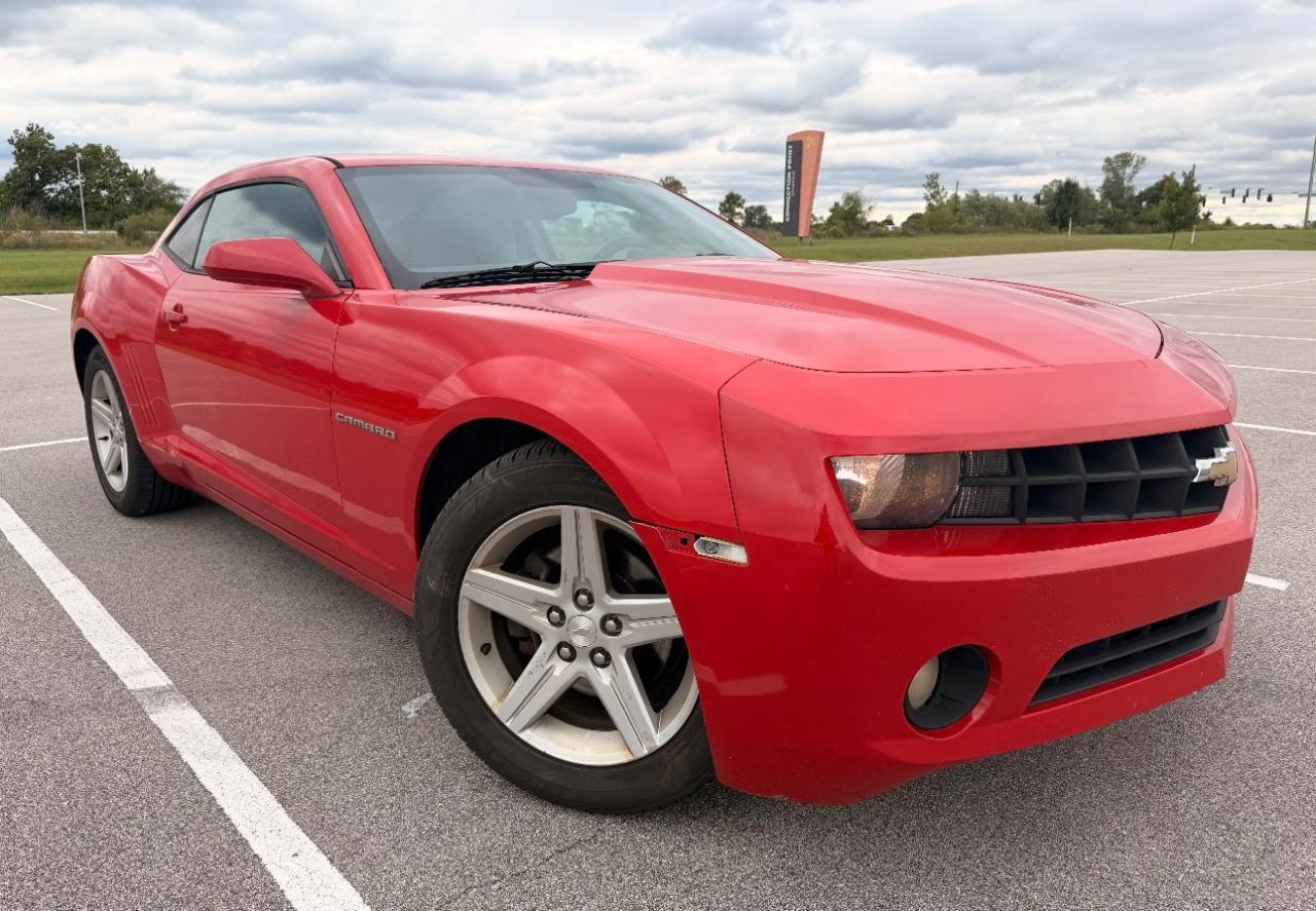 Chevrolet Camaro 2dr Cpe 2LS 2011