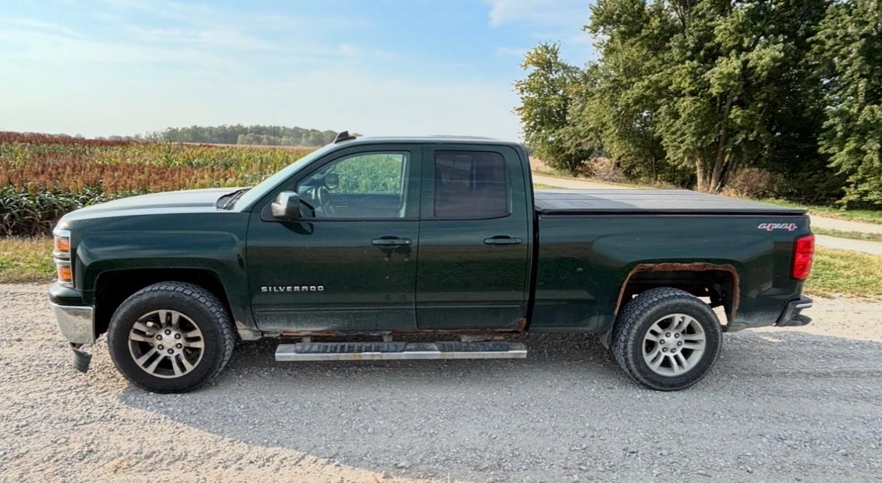 Chevrolet Silverado 1500 4WD Double Cab 143.5" LT w/1LT 2015