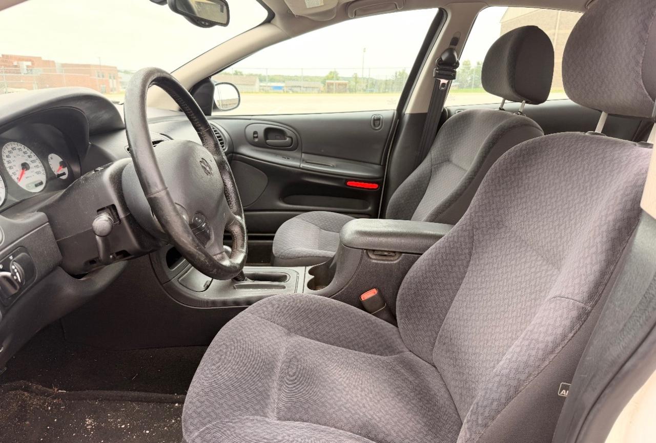 Dodge Intrepid 4dr Sdn ES 2004