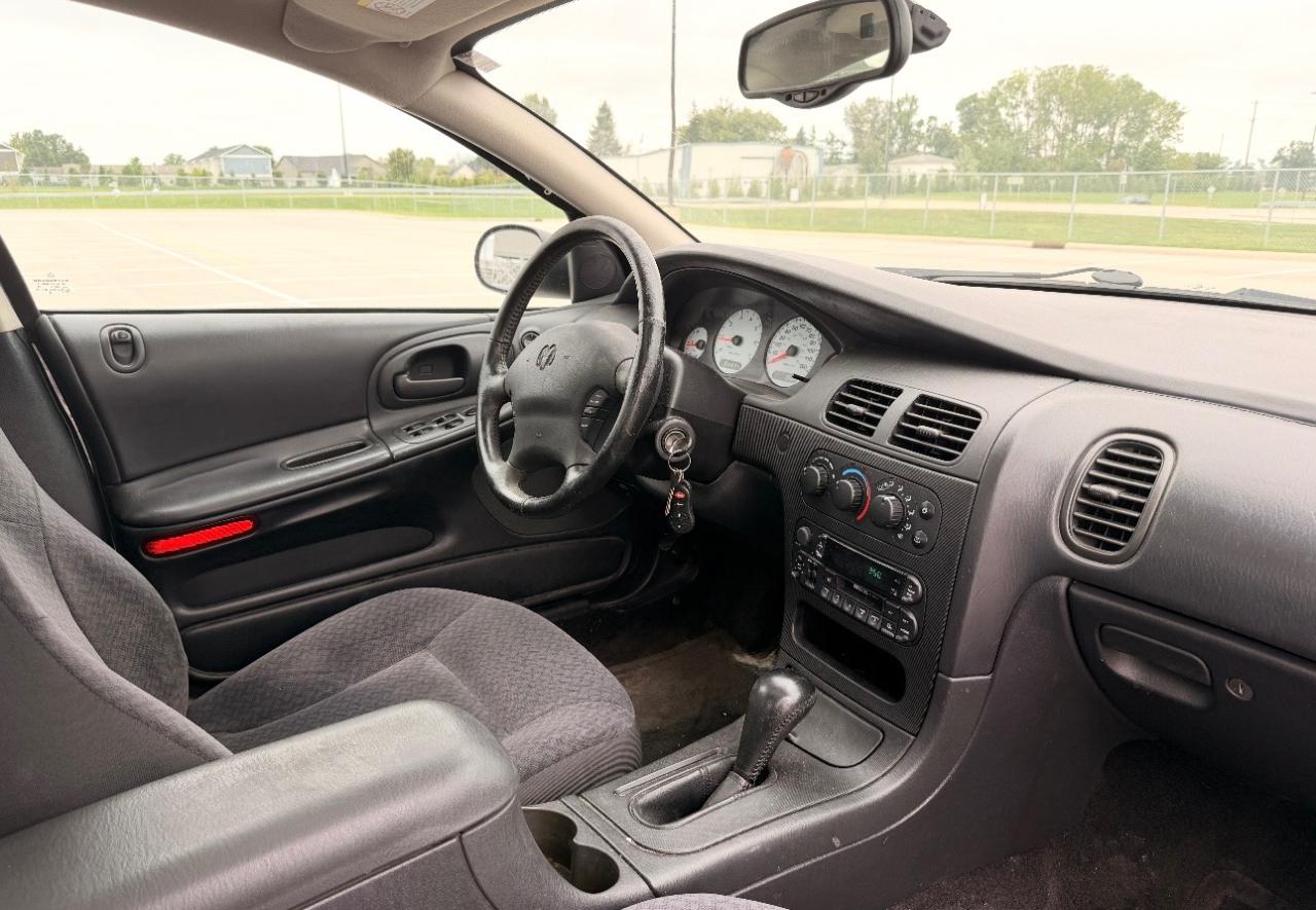 Dodge Intrepid 4dr Sdn ES 2004