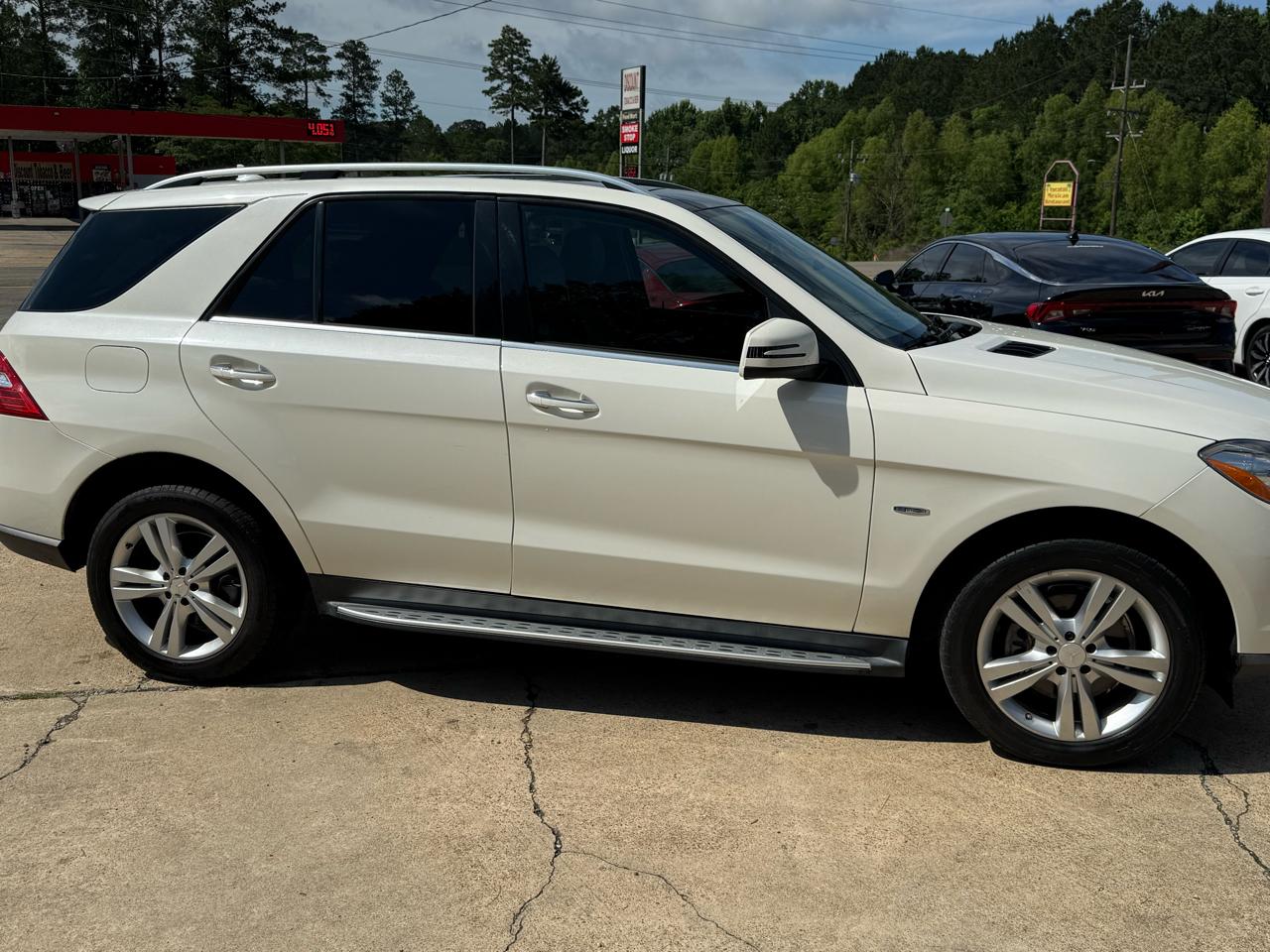 Mercedes-Benz M-Class 4MATIC 4dr ML 350 2012
