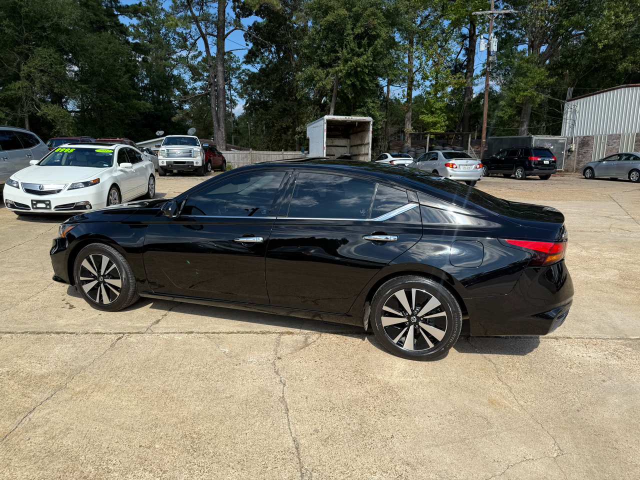 Nissan Altima 2.5 SV Sedan 2019 Nissan Altima 2.5 SV Sedan 2019