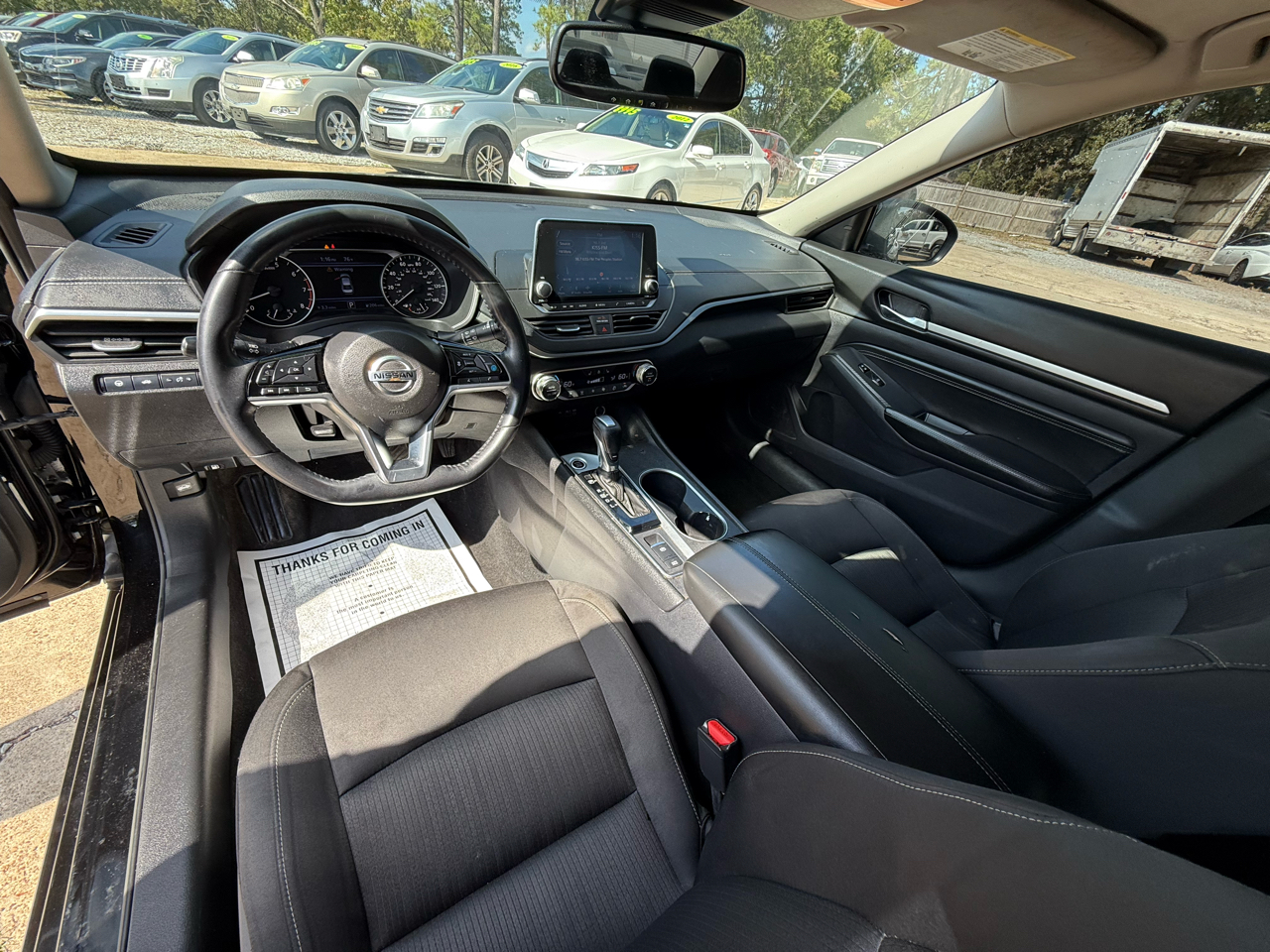 Nissan Altima 2.5 SV Sedan 2019 Nissan Altima 2.5 SV Sedan 2019