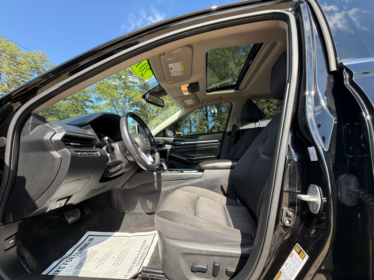 Nissan Altima 2.5 SV Sedan 2019 Nissan Altima 2.5 SV Sedan 2019