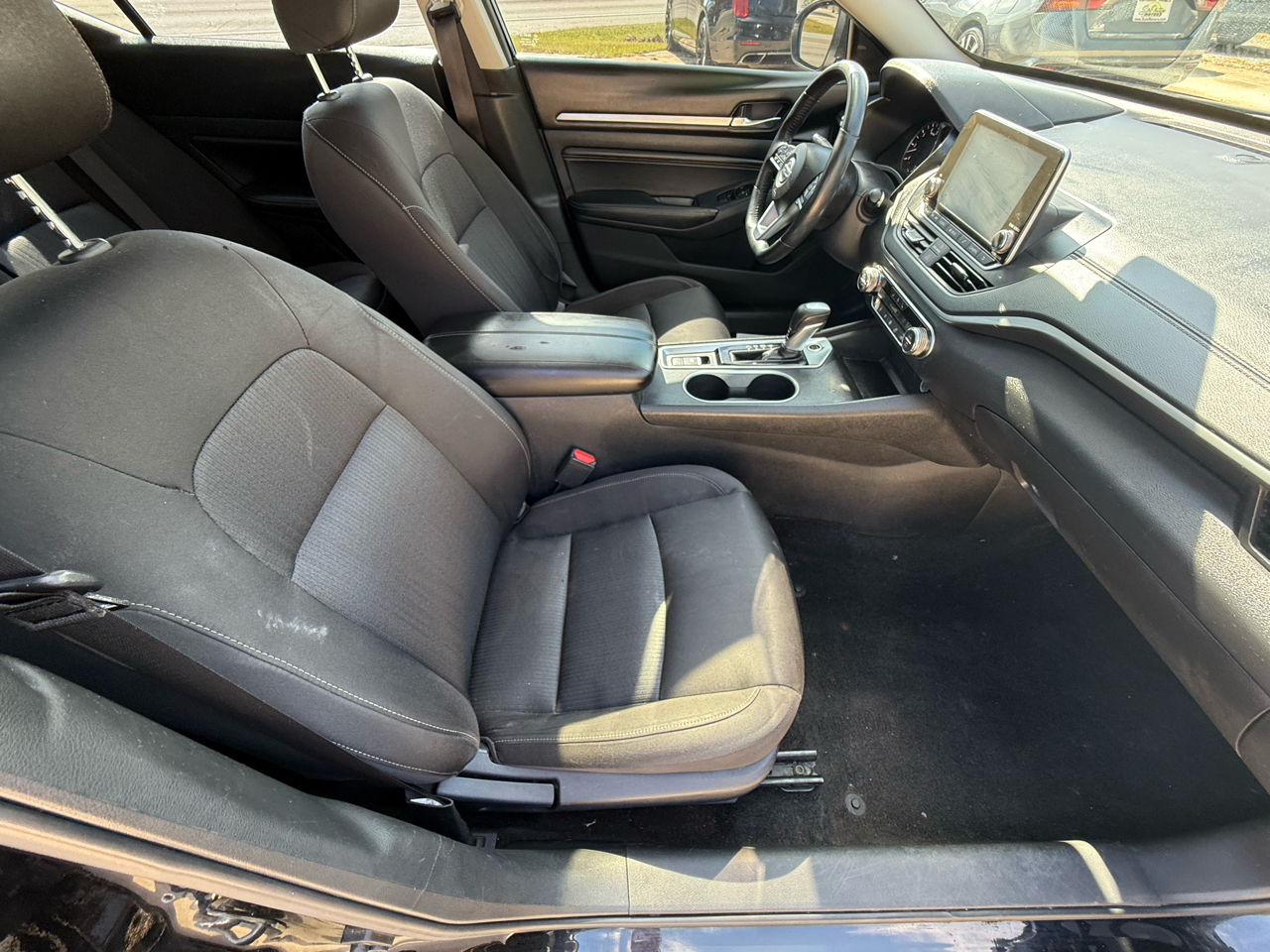 Nissan Altima 2.5 SV Sedan 2019 Nissan Altima 2.5 SV Sedan 2019