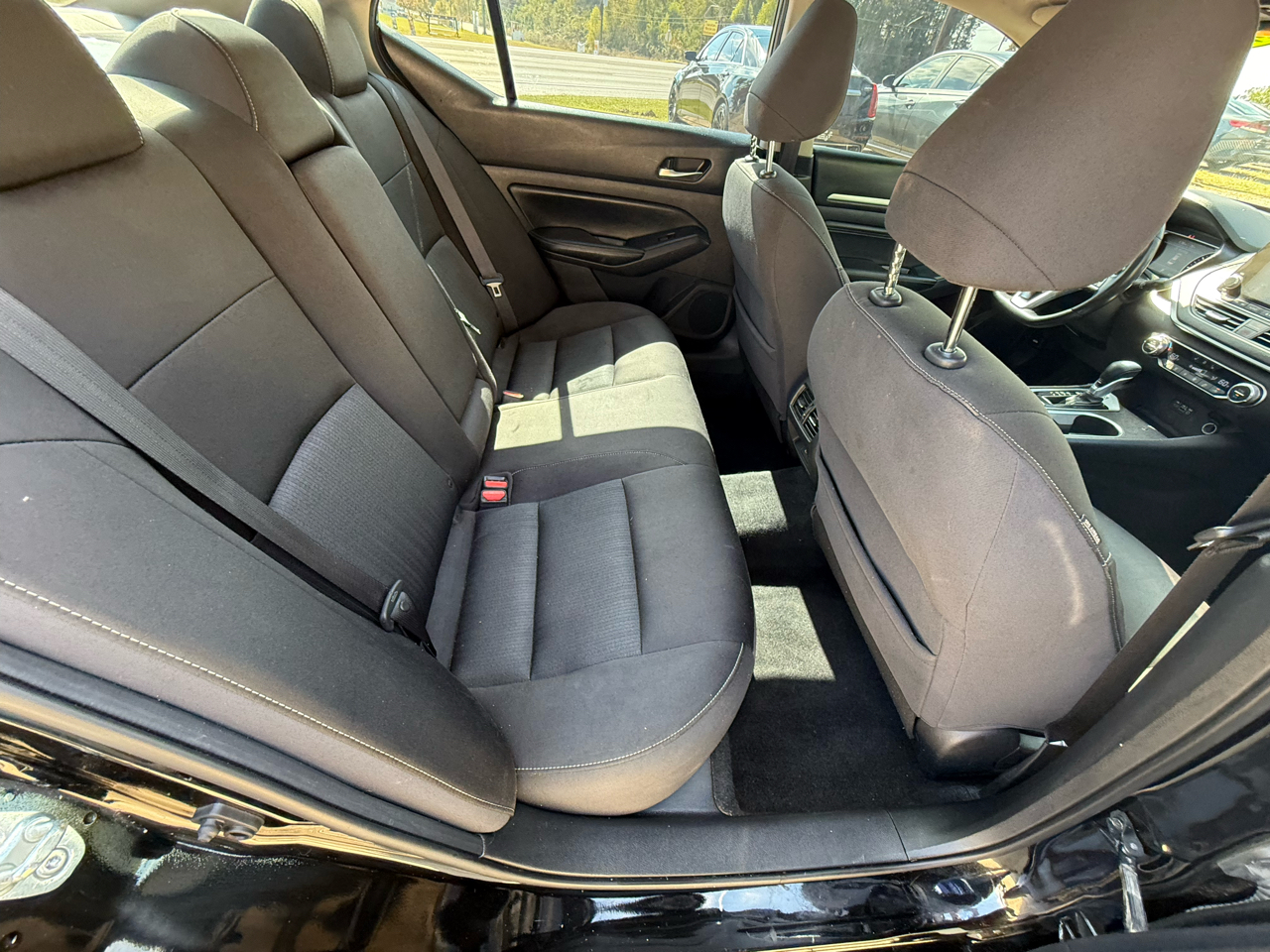 Nissan Altima 2.5 SV Sedan 2019 Nissan Altima 2.5 SV Sedan 2019