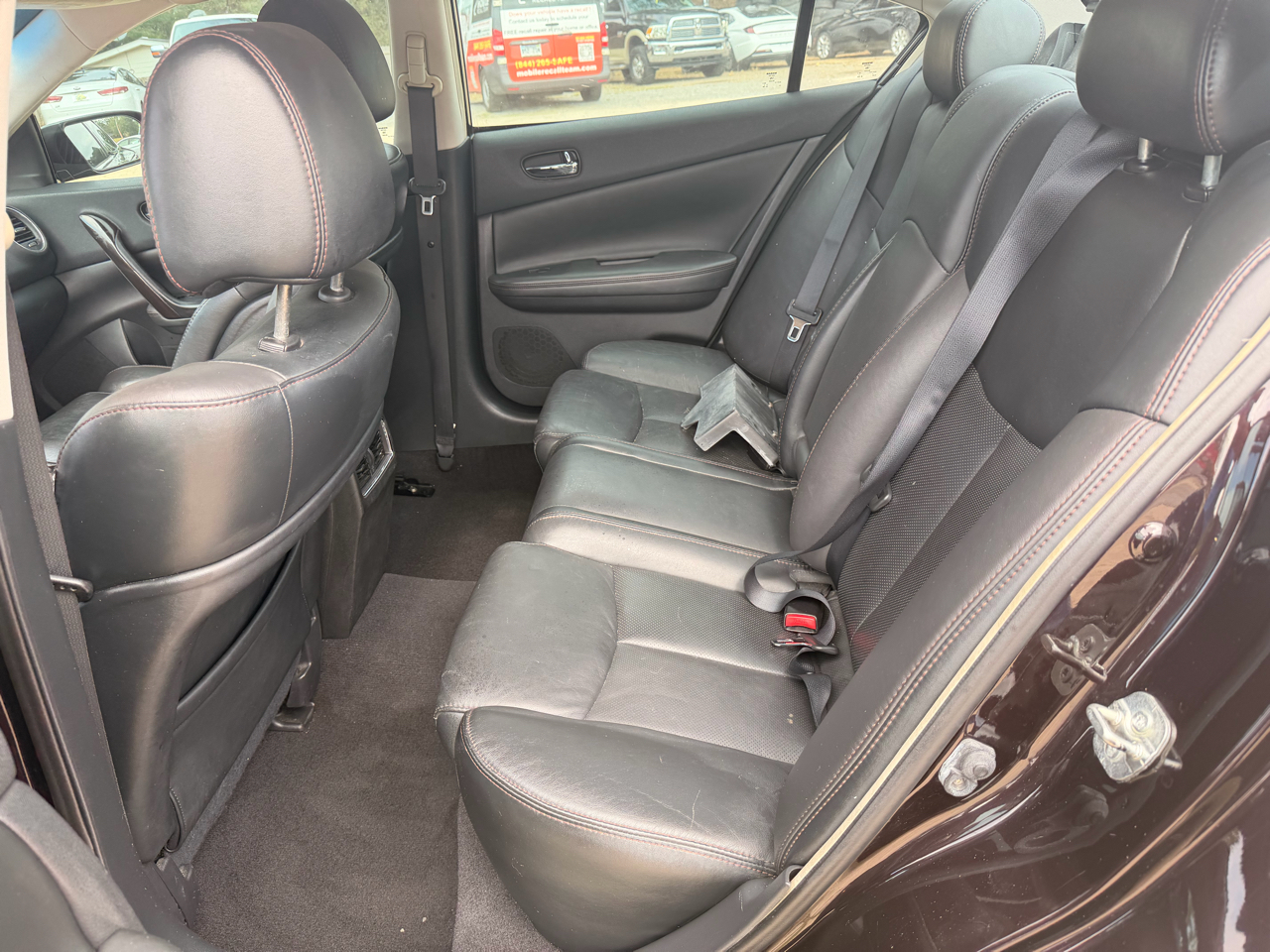 Nissan Maxima 4dr Sdn V6 CVT 3.5 SV w/Premium Pkg 2012 Nissan Maxima 4dr Sdn V6 CVT 3.5 SV w/Premium Pkg 2012