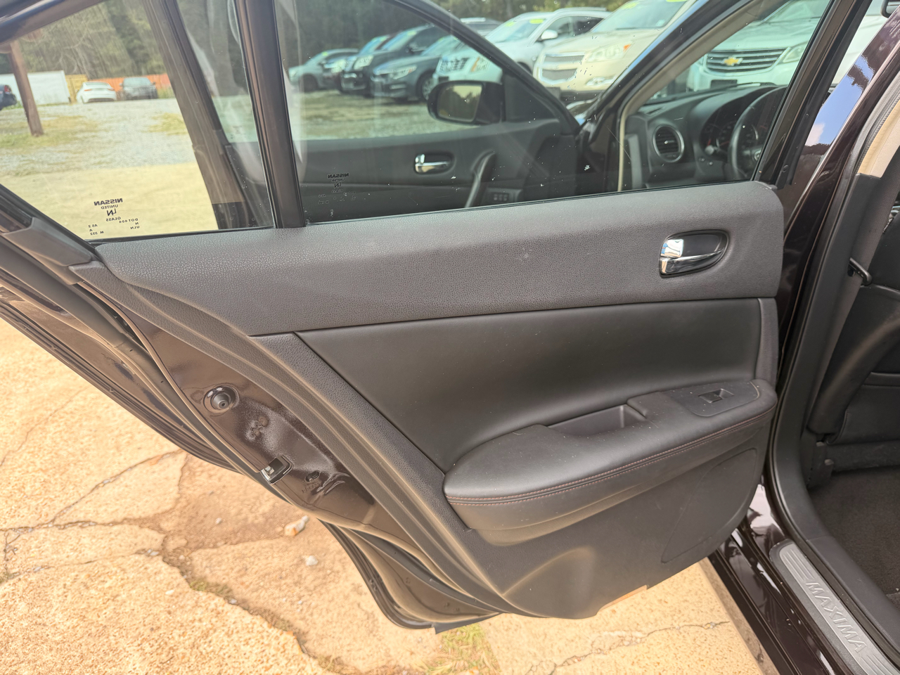 Nissan Maxima 4dr Sdn V6 CVT 3.5 SV w/Premium Pkg 2012 Nissan Maxima 4dr Sdn V6 CVT 3.5 SV w/Premium Pkg 2012