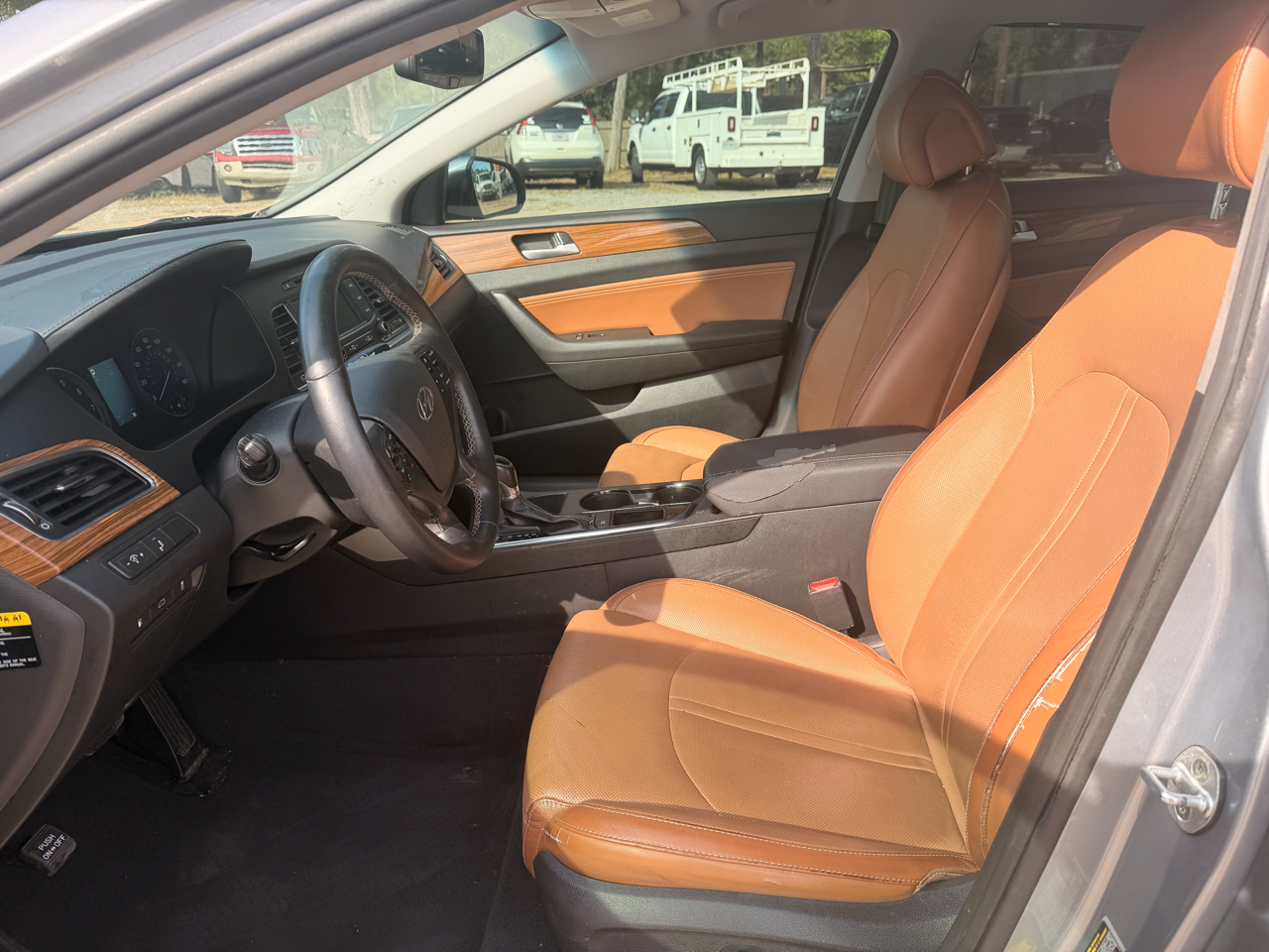 Hyundai Sonata 4dr Sdn 2.4L Limited w/Brown Seats 2015 Hyundai Sonata 4dr Sdn 2.4L Limited w/Brown Seats 2015