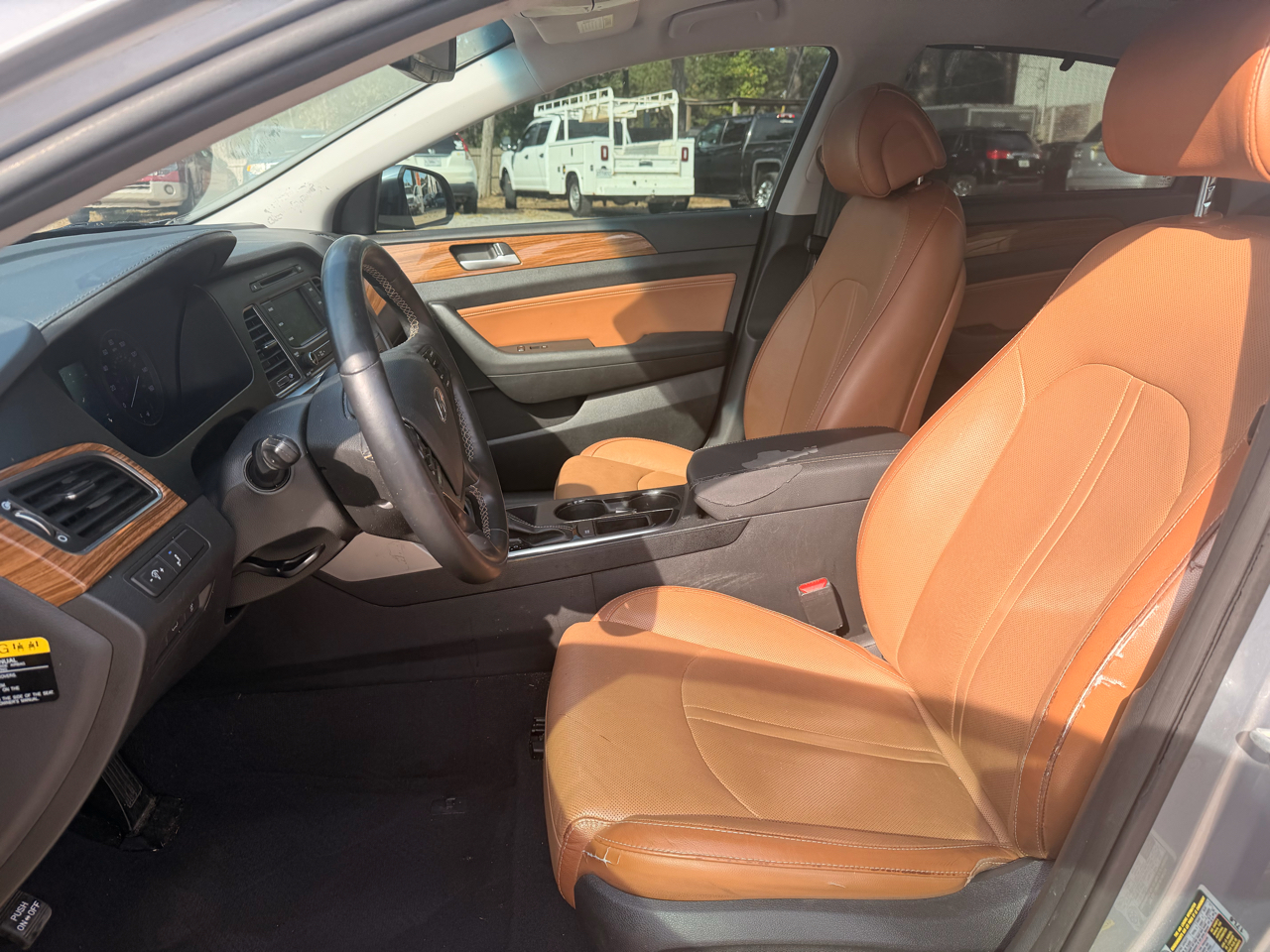 Hyundai Sonata 4dr Sdn 2.4L Limited w/Brown Seats 2015 Hyundai Sonata 4dr Sdn 2.4L Limited w/Brown Seats 2015