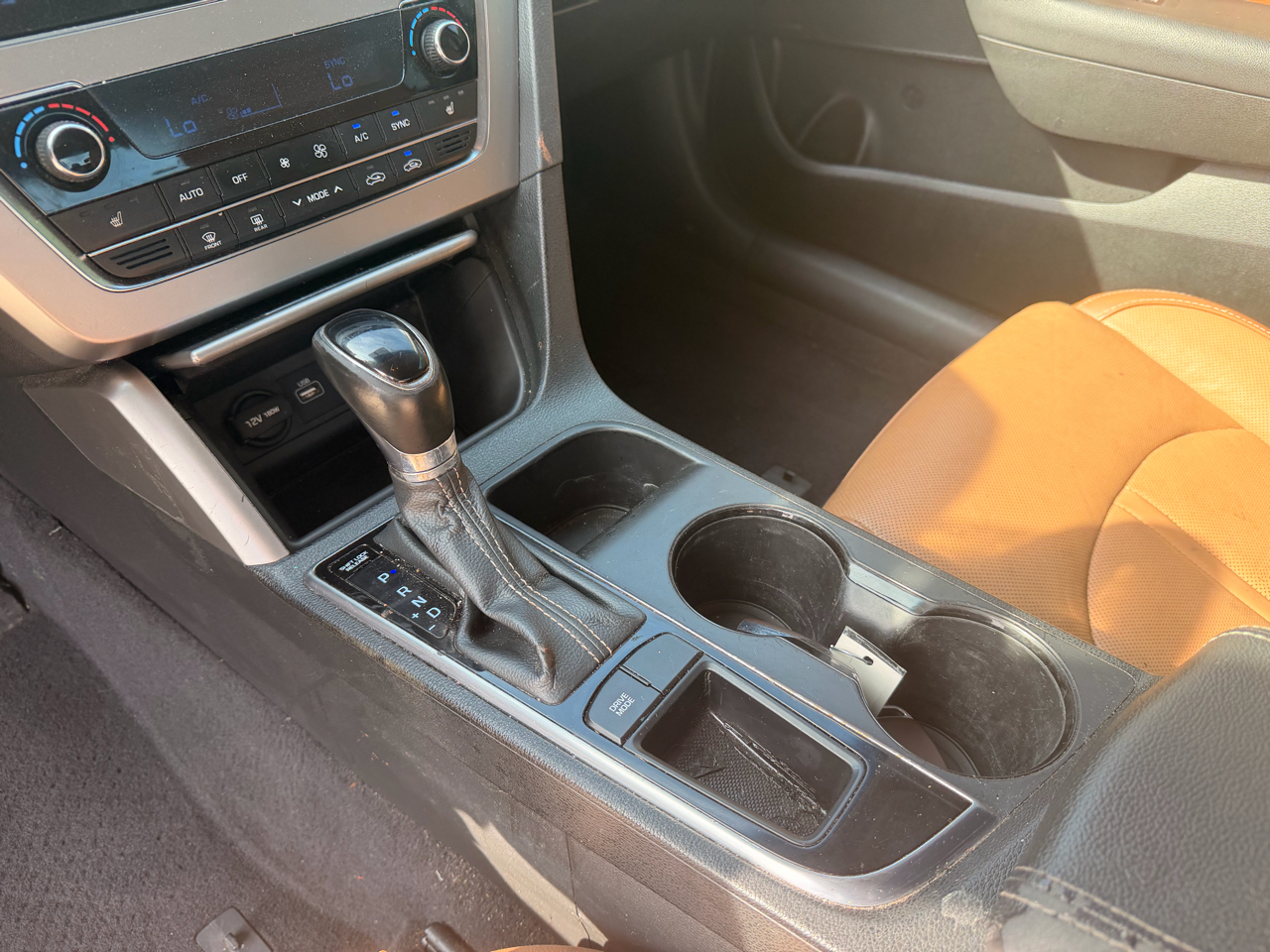 Hyundai Sonata 4dr Sdn 2.4L Limited w/Brown Seats 2015 Hyundai Sonata 4dr Sdn 2.4L Limited w/Brown Seats 2015