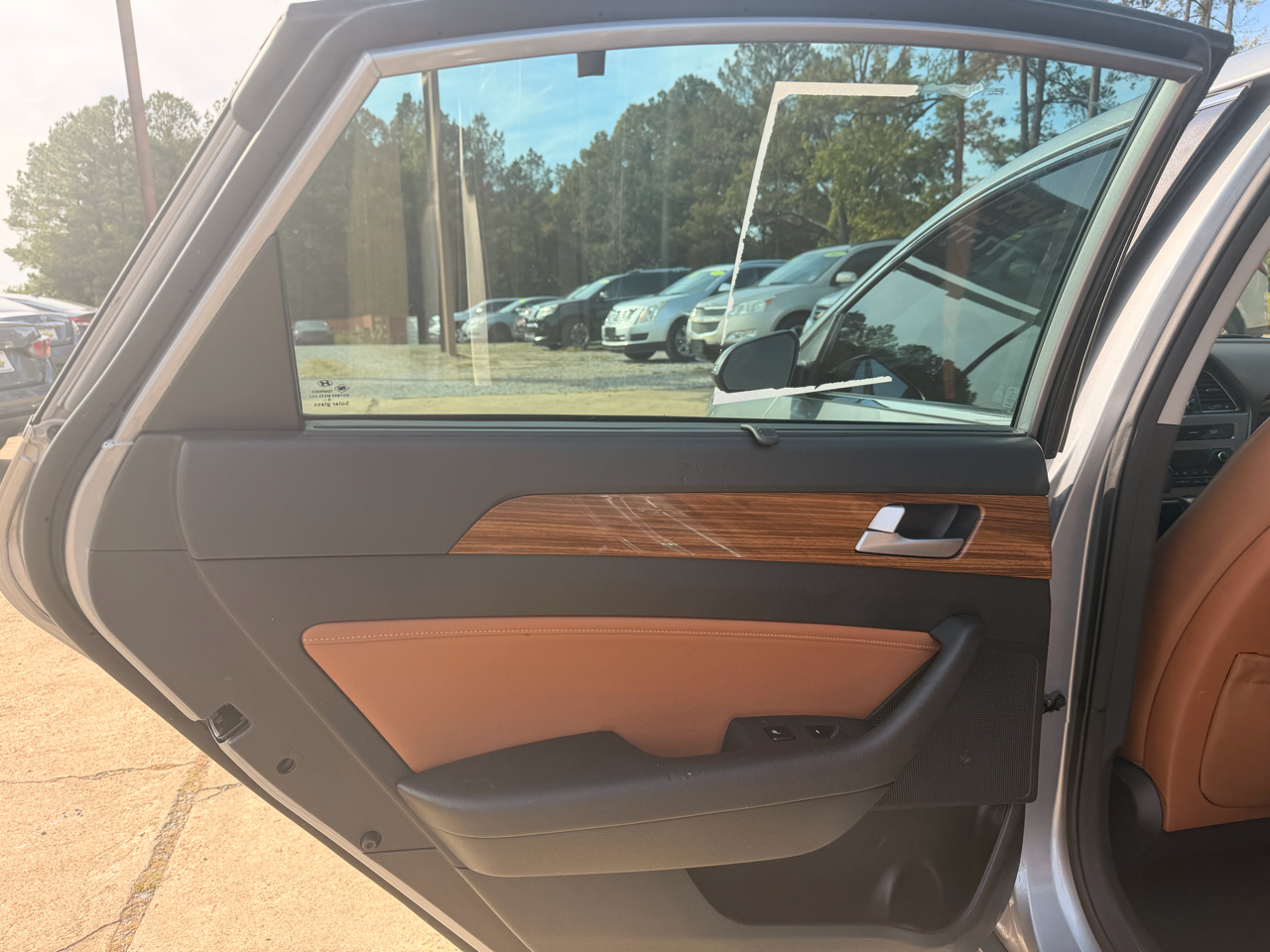 Hyundai Sonata 4dr Sdn 2.4L Limited w/Brown Seats 2015 Hyundai Sonata 4dr Sdn 2.4L Limited w/Brown Seats 2015
