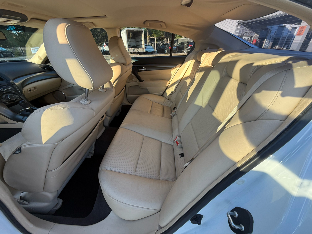 Acura TL 4dr Sdn Auto 2WD Tech 2012 Acura TL 4dr Sdn Auto 2WD Tech 2012