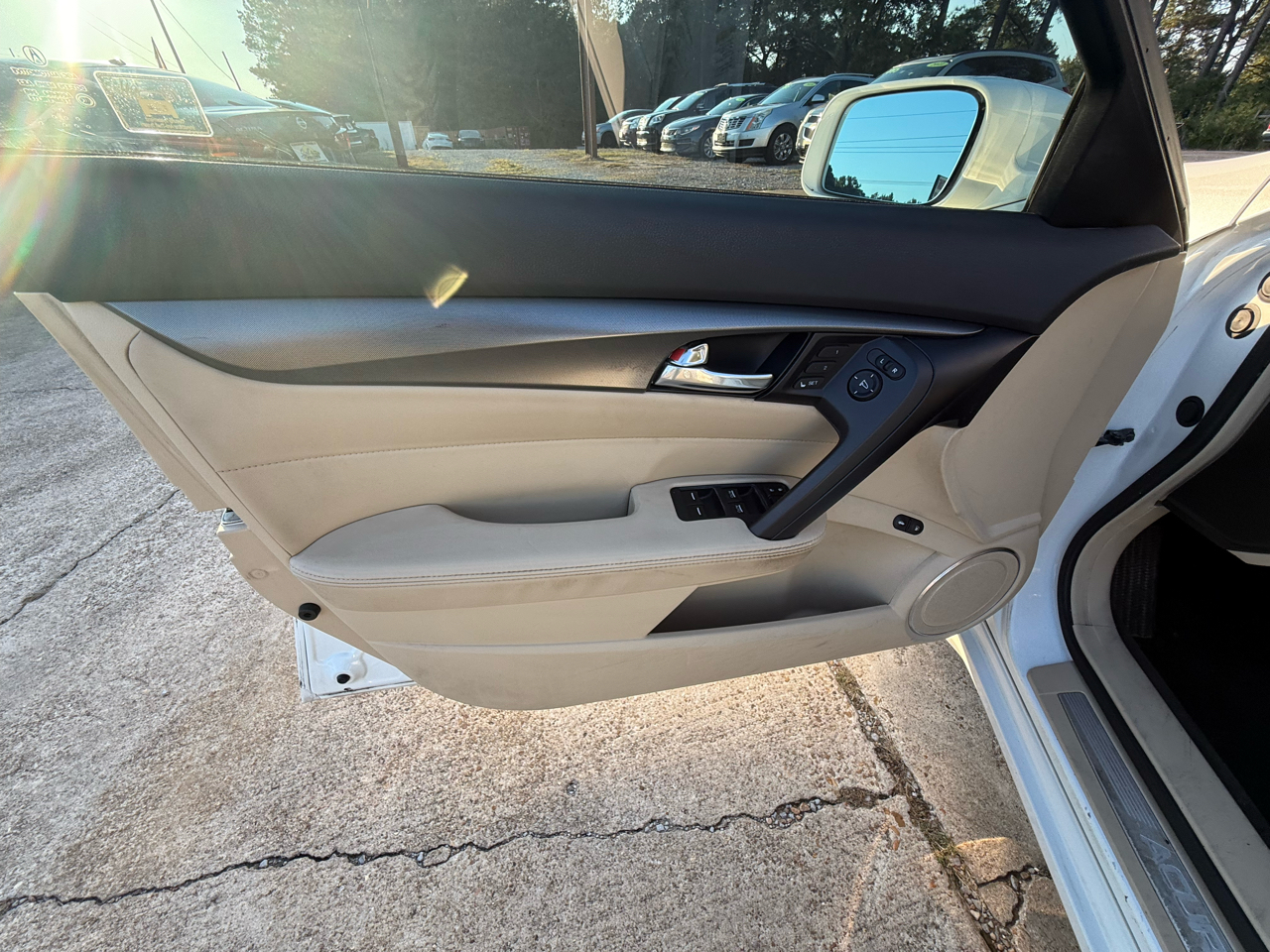 Acura TL 4dr Sdn Auto 2WD Tech 2012 Acura TL 4dr Sdn Auto 2WD Tech 2012