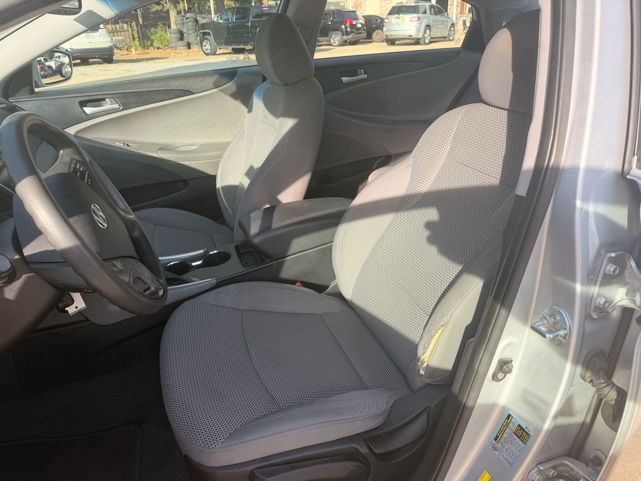 Hyundai Sonata 4dr Sdn 2.4L Auto GLS PZEV 2011 Hyundai Sonata 4dr Sdn 2.4L Auto GLS PZEV 2011